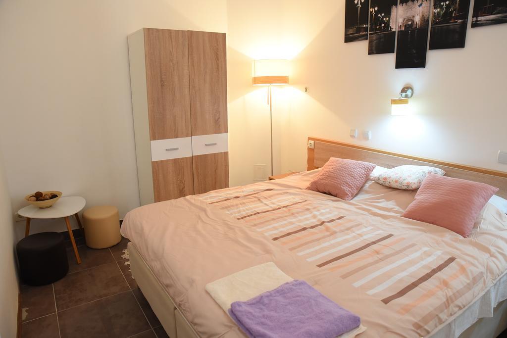 Mps Lux Apartments Nis Bagian luar foto