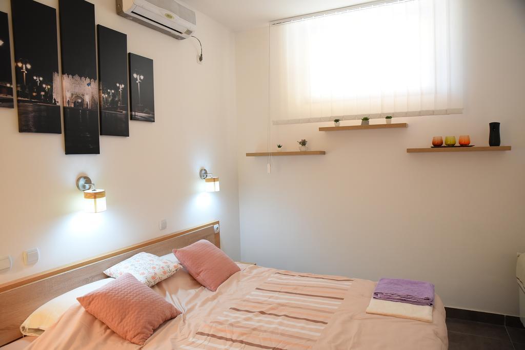 Mps Lux Apartments Nis Bagian luar foto